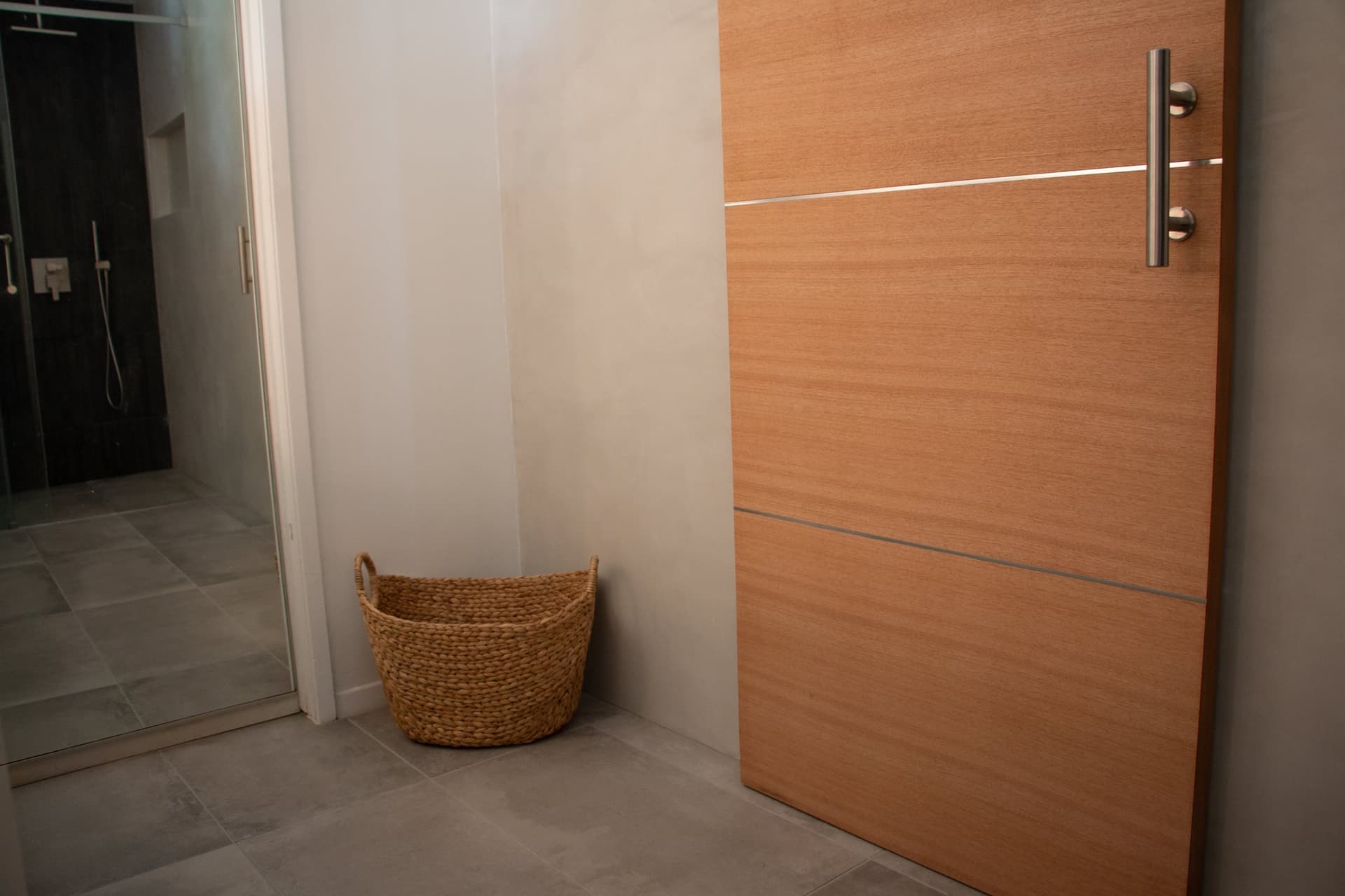 Cerritos Residence — Bath Remodel, detail 3