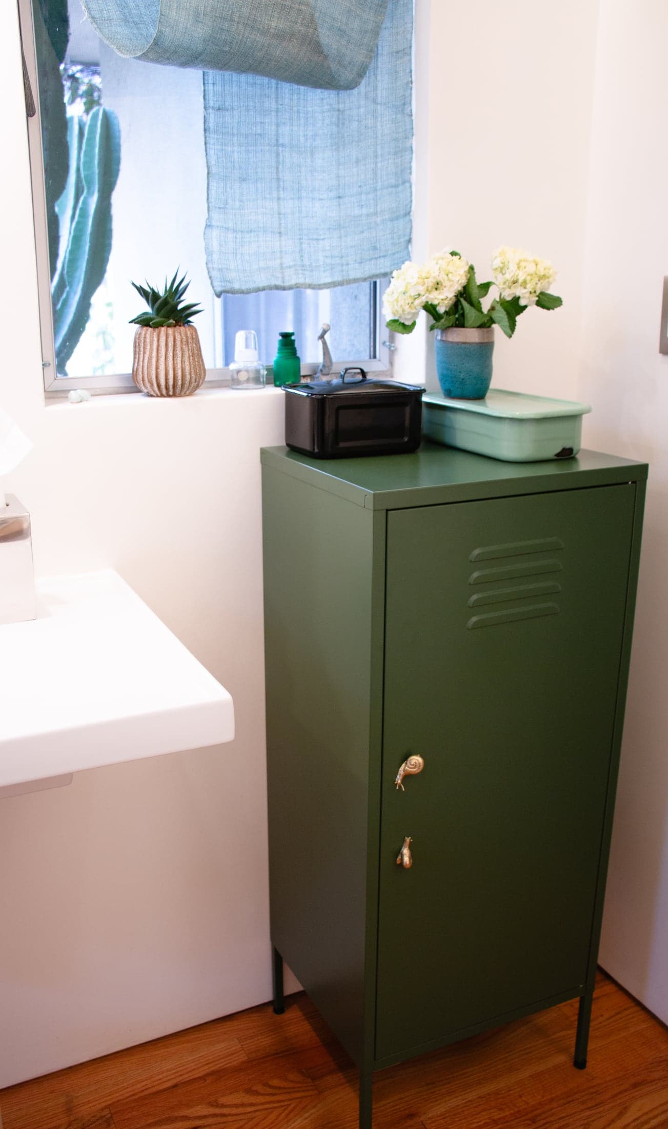 Tustin Residence — Bath Refresh, detail 6